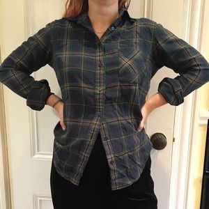Forest green plaid lightweight flannel